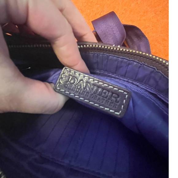 Danier dark purple real leather crossbody shoulder bag purse EUC - Picture 5 of 10
